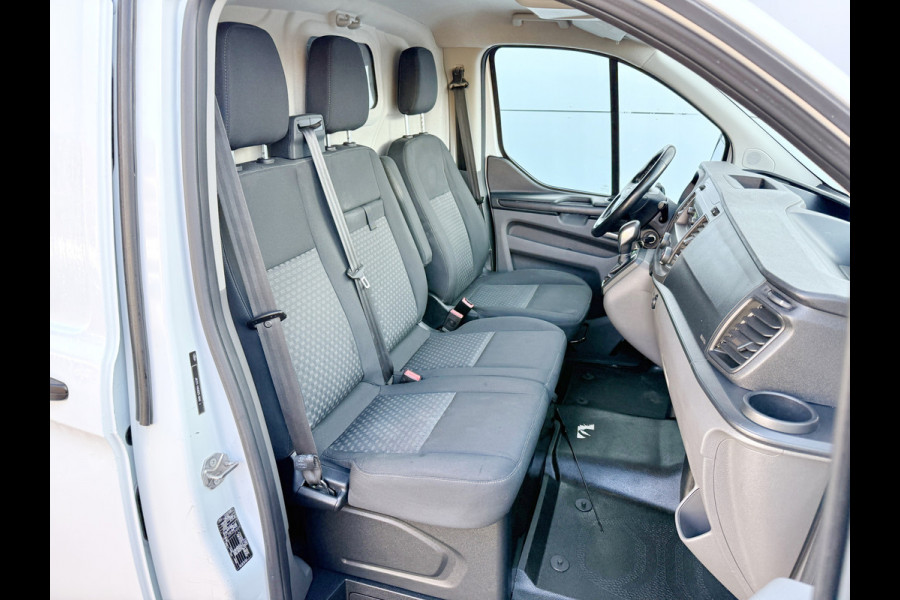 Ford Transit Custom 300 2.0 TDCI 130PK Automaat L1H1 LED Airco Cruise Control Stoelverwarming Parkeersensoren voor achter