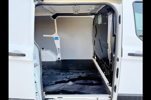 Ford Transit Custom 300 2.0 TDCI 130PK Automaat L1H1 LED Airco Cruise Control Stoelverwarming Parkeersensoren voor achter