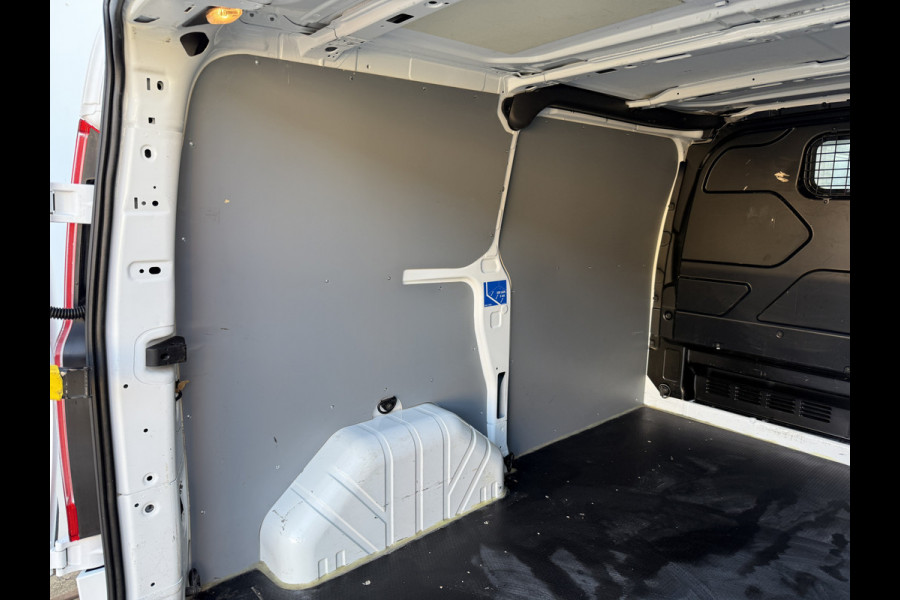 Ford Transit Custom 300 2.0 TDCI 130PK Automaat L1H1 LED Airco Cruise Control Stoelverwarming Parkeersensoren voor achter