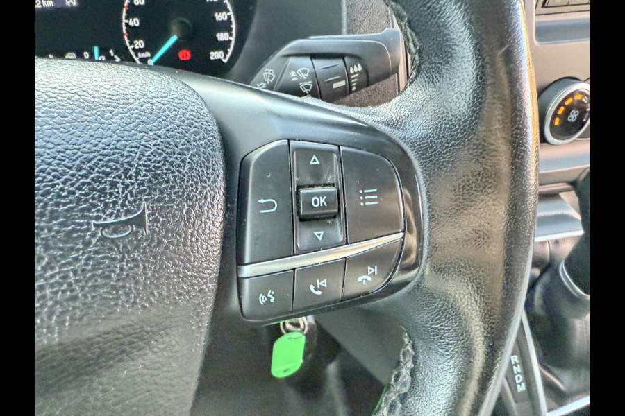 Ford Transit Custom 300 2.0 TDCI 130PK Automaat L1H1 LED Airco Cruise Control Stoelverwarming Parkeersensoren voor achter