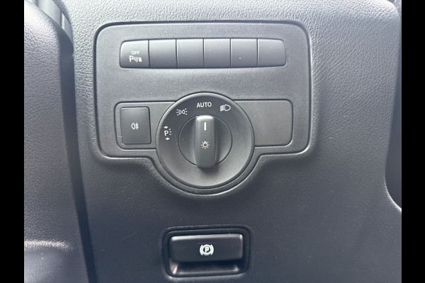 Mercedes-Benz Vito 116 1.9 CDI Automaat L2H1 LED Airco Carplay Climate Control Parkeersensoren voor achter