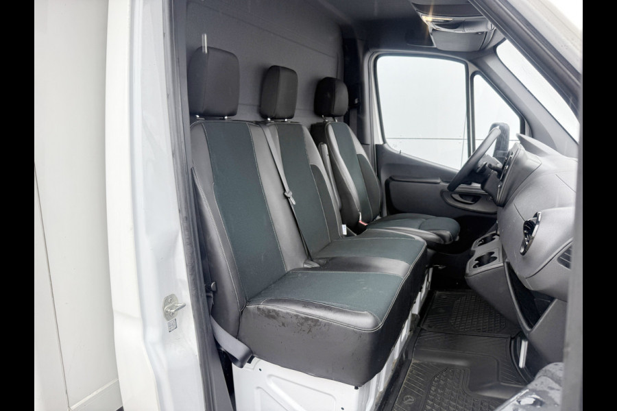 Mercedes-Benz Sprinter 317 1.9 CDI Laadklep Automaat LED Climate Control Cruise Control Camera Carplay Stoelverwarming Bakwagen Meubelbak Koffer