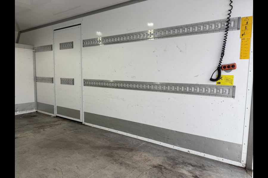 Mercedes-Benz Sprinter 317 1.9 CDI Laadklep Automaat LED Climate Control Cruise Control Camera Carplay Stoelverwarming Bakwagen Meubelbak Koffer