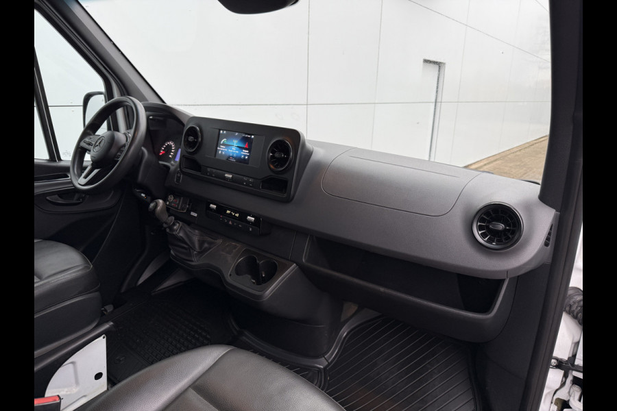 Mercedes-Benz Sprinter 516 2.2 CDI L3H2 Dubbele Cabine 3,5t Trekhaak Climate Control Cruise Control 360° Camera Carplay Imperiaal