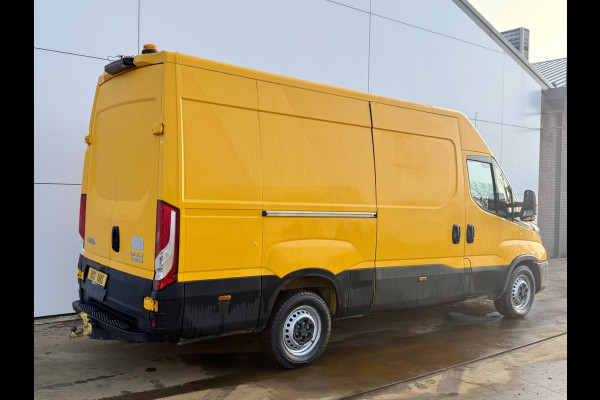 Iveco Daily 35S16 2.3 Automaat L2H2 Oprijplaat Trekhaak Climate Control Cruise Control Lucht Geveerde Stoel