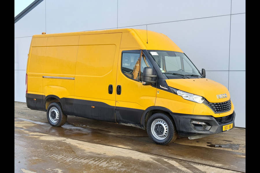 Iveco Daily 35S16 2.3 Automaat L2H2 Oprijplaat Trekhaak Climate Control Cruise Control Lucht Geveerde Stoel