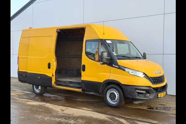 Iveco Daily 35S16 2.3 Automaat L2H2 Oprijplaat Trekhaak Climate Control Cruise Control Lucht Geveerde Stoel