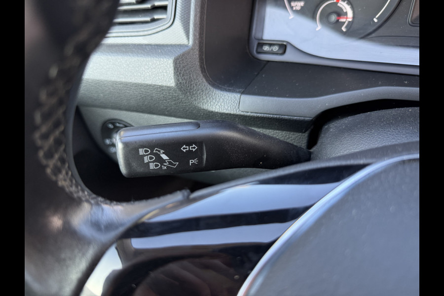 Volkswagen E-Caddy 113PK L2H1 Elektrisch Caddy ABT Maxi 37,3kWh 159km WLTP Trekhaak Airco Stoelverwarming Parkeersensoren Achter