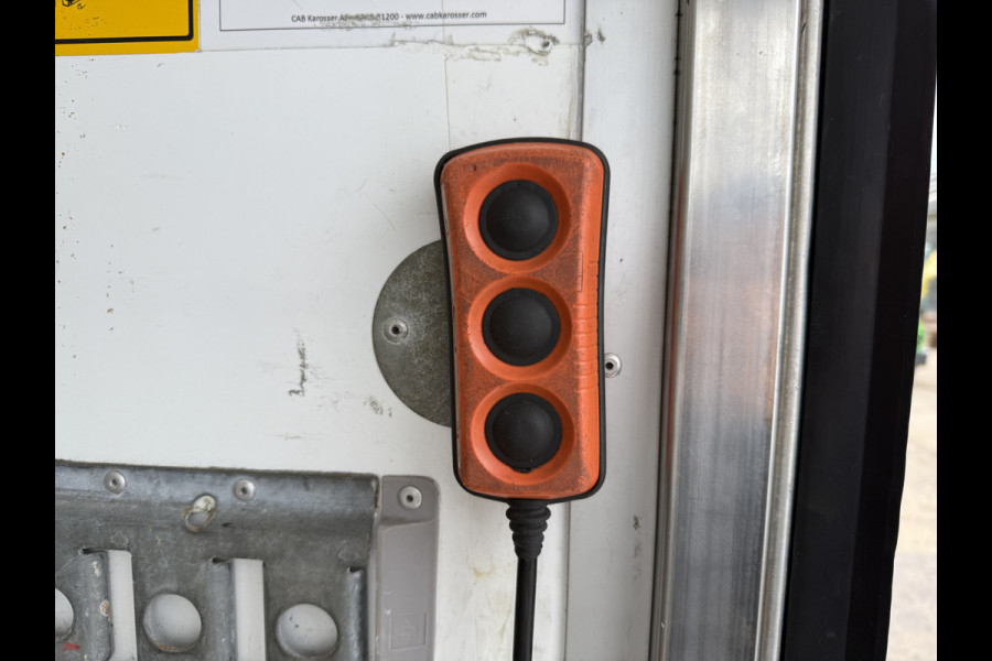 Iveco Daily 35S14 2.3 Automaat Laadklep Climate Control Standkachel Koffer Bakwagen Meubelbak