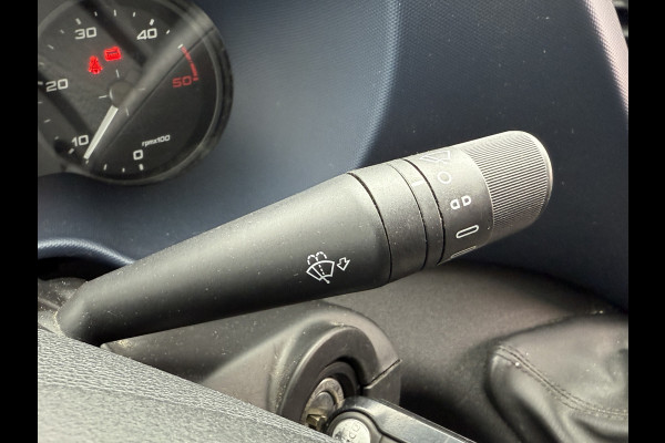 Iveco Daily 35S14 2.3 Automaat Laadklep Climate Control Standkachel Koffer Bakwagen Meubelbak