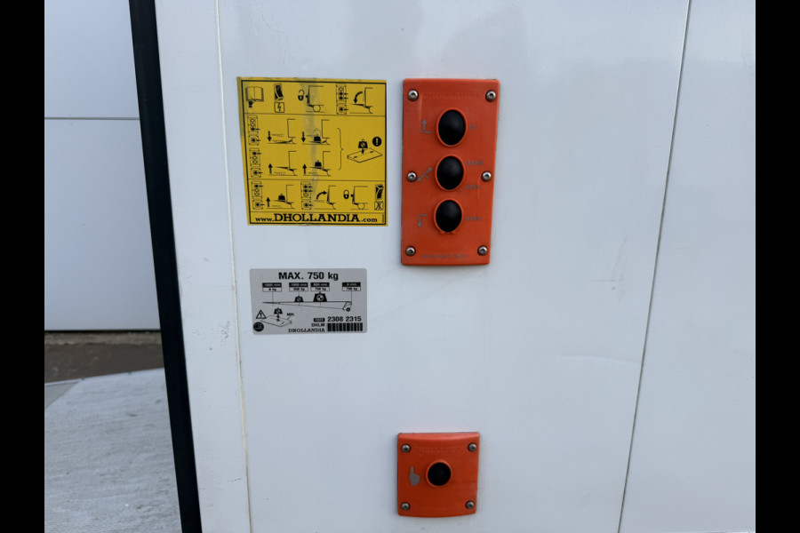 Peugeot Boxer 2.2 HDI 165PK Laadklep LED Cruise Control Climate Control Carplay Camera Standkachel Koffer Bakwagen Meubelbak