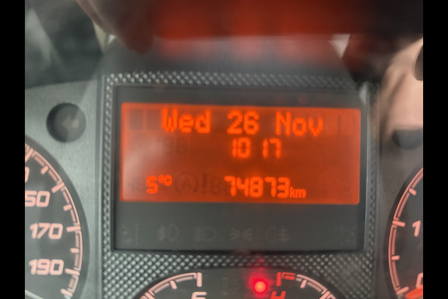 Peugeot Boxer 2.2 HDI 165PK Laadklep LED Cruise Control Climate Control Carplay Camera Standkachel Koffer Bakwagen Meubelbak