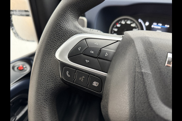 Iveco Daily 35S16 2.3 Automaat L2H2 Oprijplaat Trekhaak Climate Control Cruise Control Lucht Geveerde Stoel