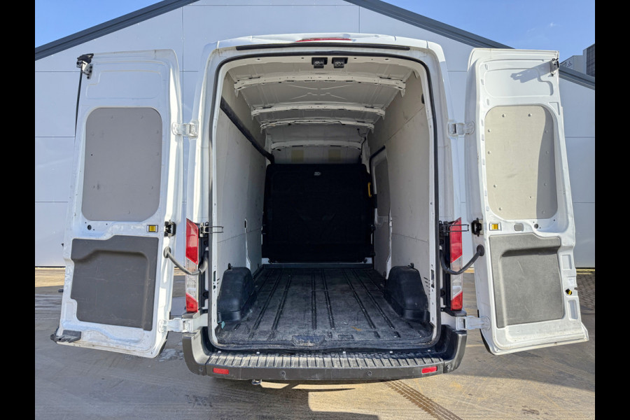 Ford Transit 350 2.0 TDCI 170PK L3H3 Airco Cruise Control Parkeersensoren voor achter