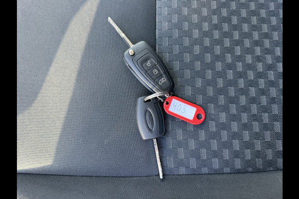 Ford Transit 350 2.0 TDCI 170PK L3H3 Airco Cruise Control Parkeersensoren voor achter