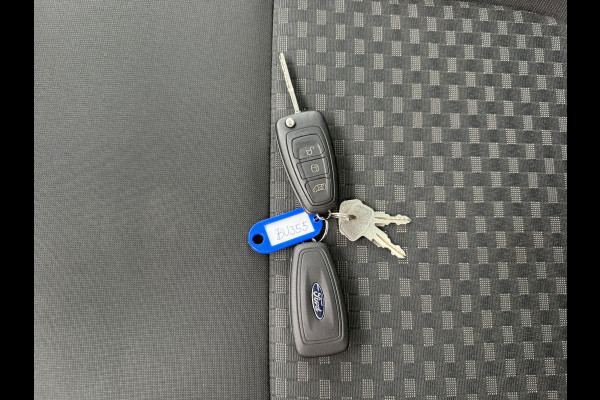 Ford Transit 350 2.0 TDCI 130PK Autotransporter Ambulance Abschleppwagen Winde Oprijwagen Lier Airco Cruise Control