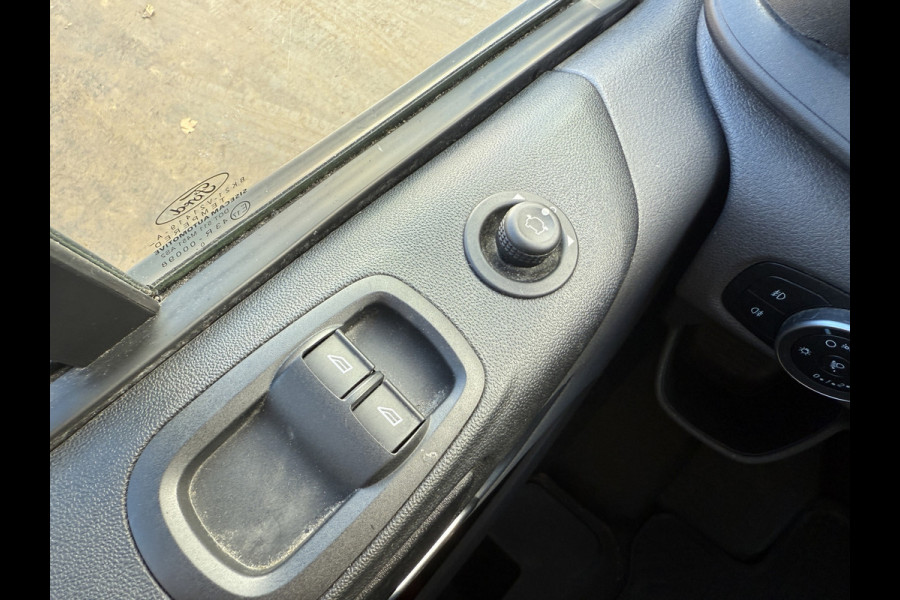 Ford Transit Custom 340 1.0 PHEV 120PK PHEV Benzine Automaat L1H1 LED Airco Cruise Control Navigatie Parkeersensoren voor achter