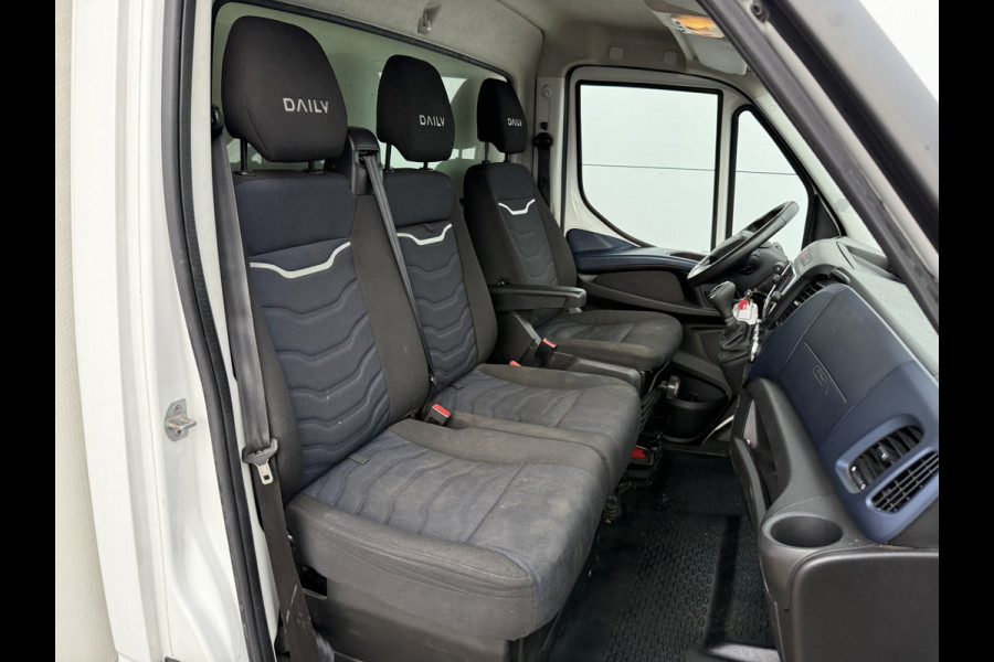 Iveco Daily 35S18 3.0 Automaat Laadklep LED Climate Bakwagen Meubelbak Koffer Control Adaptieve Cruise Control Standkachel Camera Navigatie