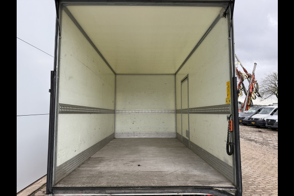 Iveco Daily 35S18 3.0 Automaat Laadklep LED Climate Bakwagen Meubelbak Koffer Control Adaptieve Cruise Control Standkachel Camera Navigatie