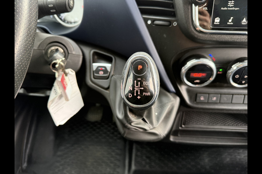 Iveco Daily 35S18 3.0 Automaat Laadklep LED Climate Bakwagen Meubelbak Koffer Control Adaptieve Cruise Control Standkachel Camera Navigatie