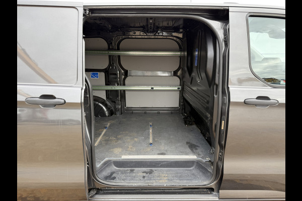 Ford Transit Custom 320 2.0 TDCI 136PK L1H1 LED Adaptieve Cruise Control Camera Carplay Parkeersensoren voor achter Fabr Garantie 07-28