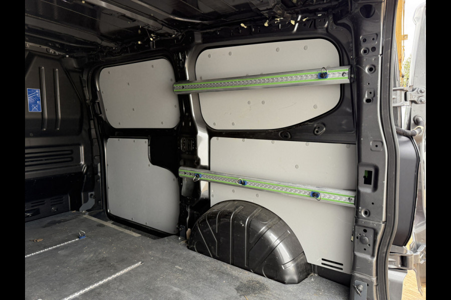 Ford Transit Custom 320 2.0 TDCI 136PK L1H1 LED Adaptieve Cruise Control Camera Carplay Parkeersensoren voor achter Fabr Garantie 07-28