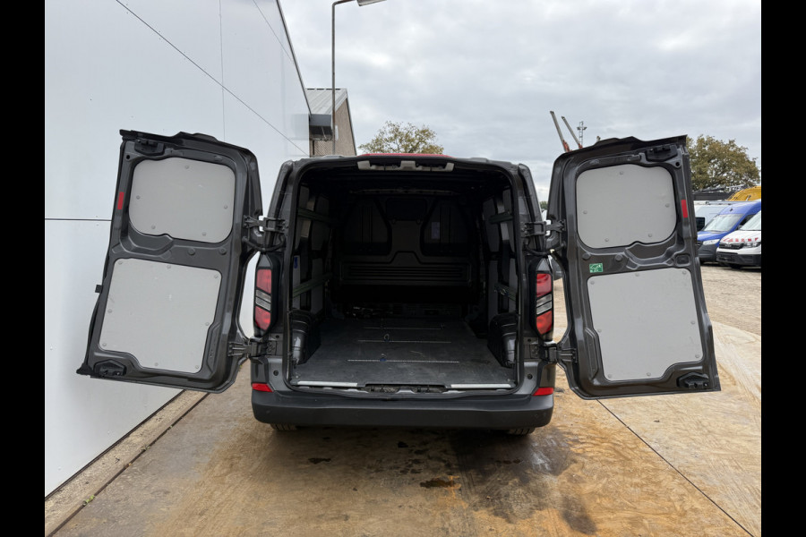 Ford Transit Custom 320 2.0 TDCI 136PK L1H1 LED Adaptieve Cruise Control Camera Carplay Parkeersensoren voor achter Fabr Garantie 07-28