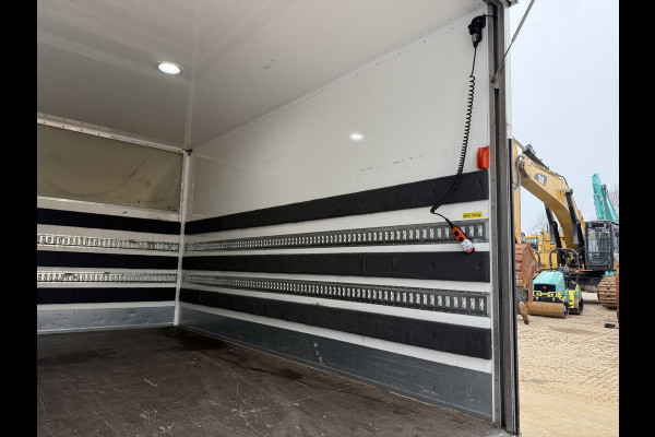 Mercedes-Benz Sprinter 317 1.9 CDI Automaat Bakwagen Meubelbak Koffer Laadklep Cruise Control Climate Control