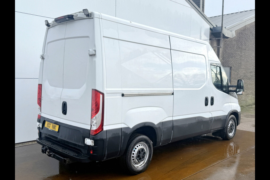 Iveco Daily 35S16 2.3 Automaat L2H2 Airco Adaptieve Cruise Control Standkachel 3.5t Trekhaak Lane Assist