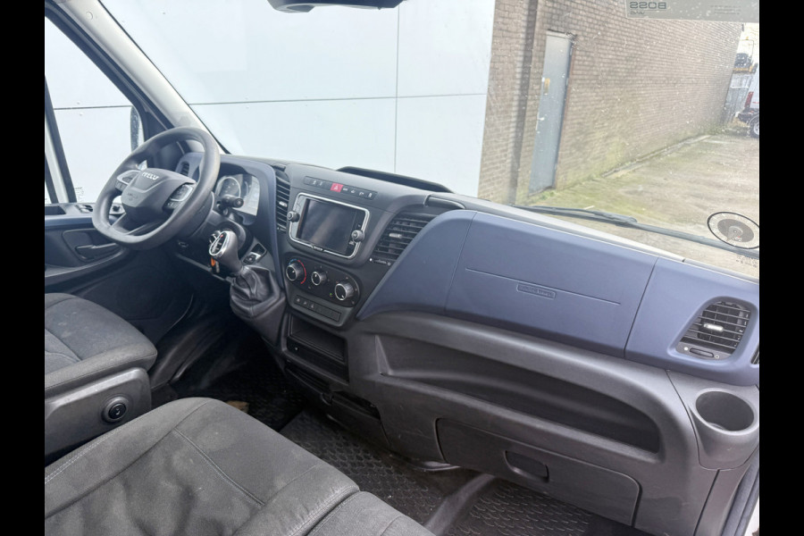 Iveco Daily 35S16 2.3 Automaat L2H2 Airco Adaptieve Cruise Control Standkachel 3.5t Trekhaak Lane Assist