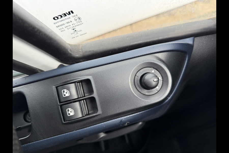 Iveco Daily 35S16 2.3 Automaat L2H2 Airco Adaptieve Cruise Control Standkachel 3.5t Trekhaak Lane Assist