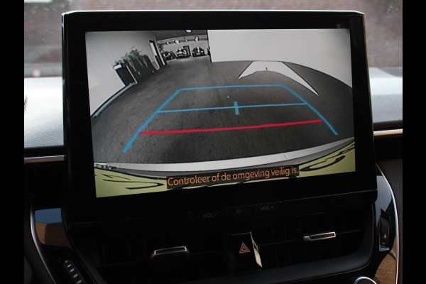 Toyota Corolla Touring Sports Automaat Hybrid 140 Active | DEMO ! | Navigatie | Apple Carplay/Android Auto | Climate Control | Cruise Control Adaptive | 17"Lichtmetalen velgen | Camera