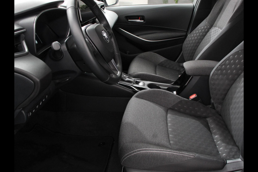 Toyota Corolla Touring Sports Automaat Hybrid 140 Active | DEMO ! | Navigatie | Apple Carplay/Android Auto | Climate Control | Cruise Control Adaptive | 17"Lichtmetalen velgen | Camera