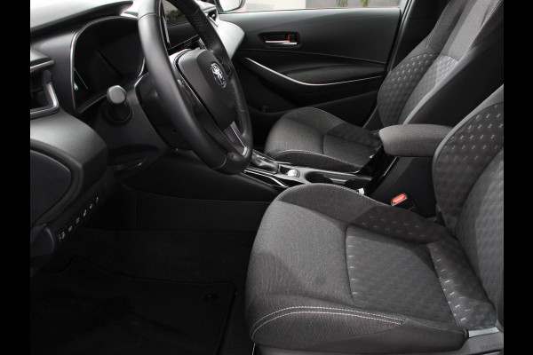 Toyota Corolla Touring Sports Automaat Hybrid 140 Active | DEMO ! | Navigatie | Apple Carplay/Android Auto | Climate Control | Cruise Control Adaptive | 17"Lichtmetalen velgen | Camera