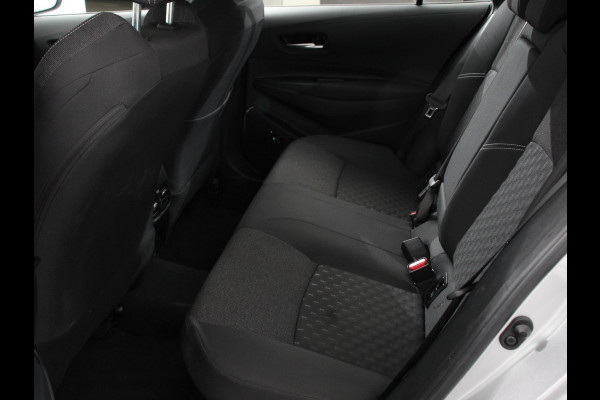 Toyota Corolla Touring Sports Automaat Hybrid 140 Active | DEMO ! | Navigatie | Apple Carplay/Android Auto | Climate Control | Cruise Control Adaptive | 17"Lichtmetalen velgen | Camera