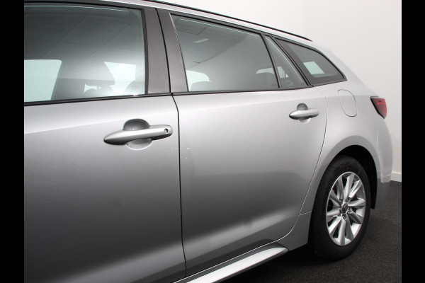 Toyota Corolla Touring Sports Automaat Hybrid 140 Active | DEMO ! | Navigatie | Apple Carplay/Android Auto | Climate Control | Cruise Control Adaptive | 17"Lichtmetalen velgen | Camera