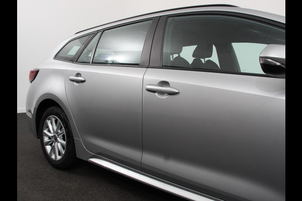 Toyota Corolla Touring Sports Automaat Hybrid 140 Active | DEMO ! | Navigatie | Apple Carplay/Android Auto | Climate Control | Cruise Control Adaptive | 17"Lichtmetalen velgen | Camera