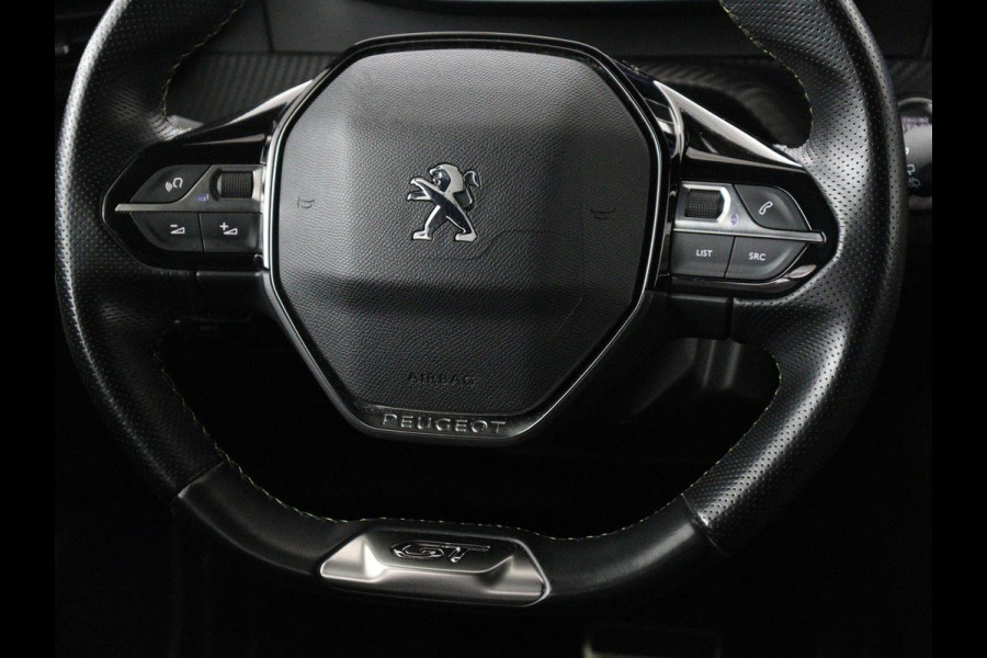 Peugeot e-2008 EV GT Pack 50 kWh | 3 Fase | Panoramadak | Stoelverwarming | Adaptive cruise | Leder | Carplay | Keyless | Camera | Full LED | Navigatie | Climate control | Dodehoek detectie