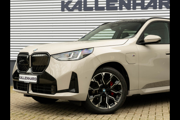 BMW X3 30e xDrive - M-Sport Pro - Pano - Trekhaak - Head-up - Stuurwiel Verwarmd