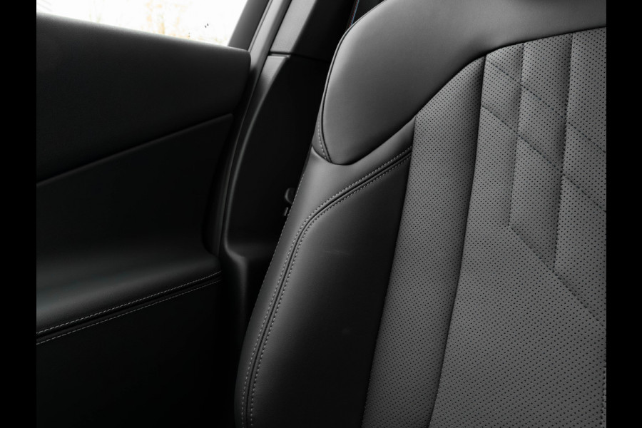 BMW X3 30e xDrive - M-Sport Pro - Pano - Trekhaak - Head-up - Stuurwiel Verwarmd