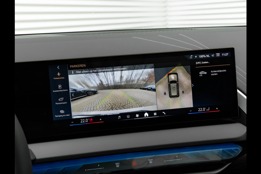 BMW X3 30e xDrive - M-Sport Pro - Pano - Trekhaak - Head-up - Stuurwiel Verwarmd