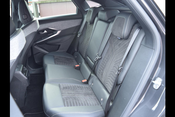 Peugeot 3008 1.2 Hybrid 136 GT NAVIGATIE & CARPLAY | ACHTERUITRIJCAMERA MET SENSOREN | E.C.C. |