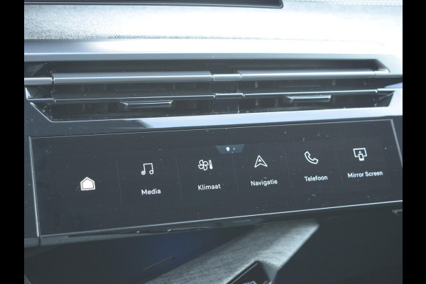 Peugeot 3008 1.2 Hybrid 136 GT NAVIGATIE & CARPLAY | ACHTERUITRIJCAMERA MET SENSOREN | E.C.C. |