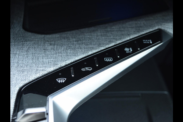 Peugeot 3008 1.2 Hybrid 136 GT NAVIGATIE & CARPLAY | ACHTERUITRIJCAMERA MET SENSOREN | E.C.C. |