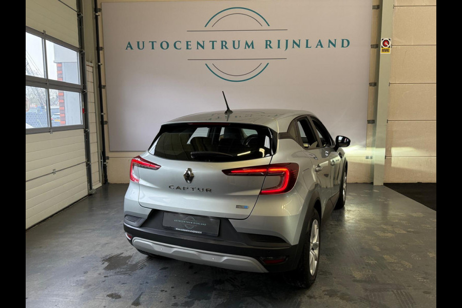 Renault Captur 1.6 E-Tech Hybrid 145 Intens Automaat 1 Jaar Bovag garantie