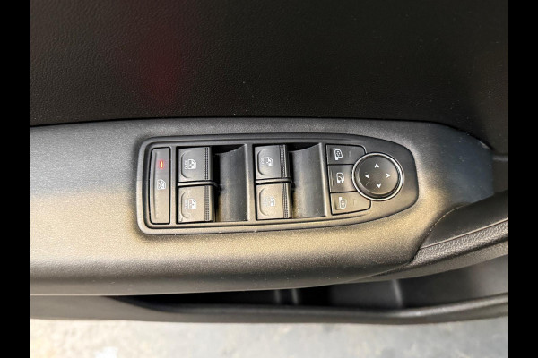 Renault Captur 1.6 E-Tech Hybrid 145 Intens Automaat 1 Jaar Bovag garantie