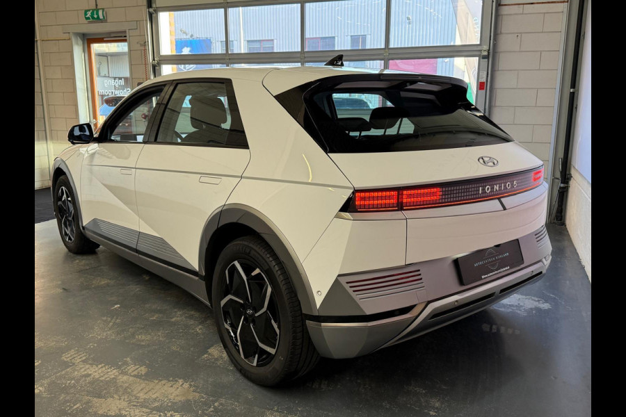 Hyundai IONIQ 5 Connect 58 kWh Stoel / Stuurverwarming 1 Jaar Bovag Garantie