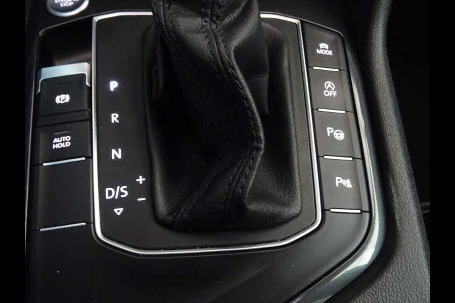 Volkswagen Tiguan Allspace 1.5 TSI Highline Business R 7p. * PANORAMADAK * MASSAGE !!