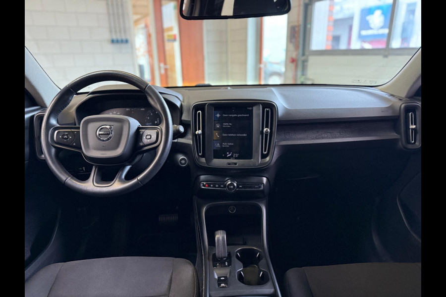Volvo XC40 1.5 T2 Momentum Automaat, camera, carplay