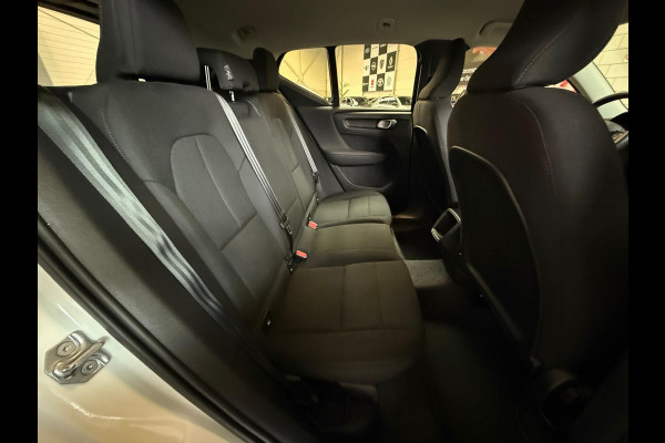 Volvo XC40 1.5 T2 Momentum Automaat, camera, carplay